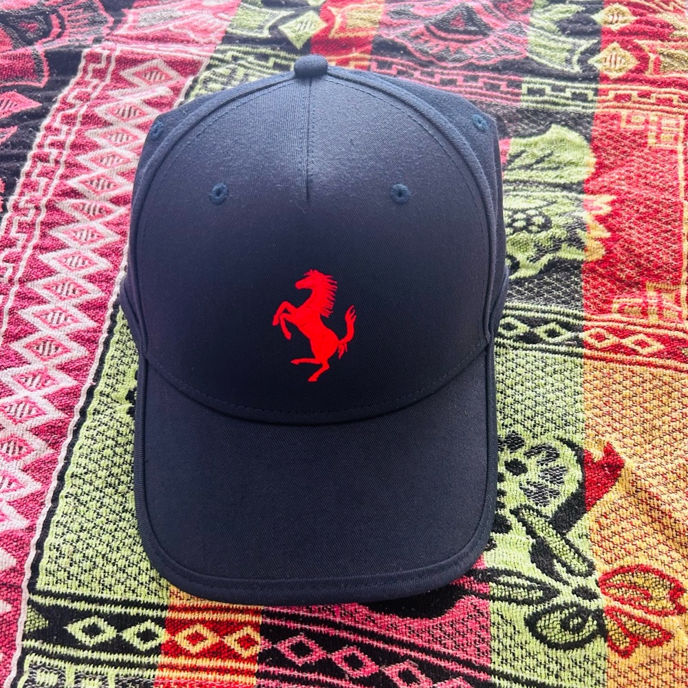 Ferrari Cavallino Cap